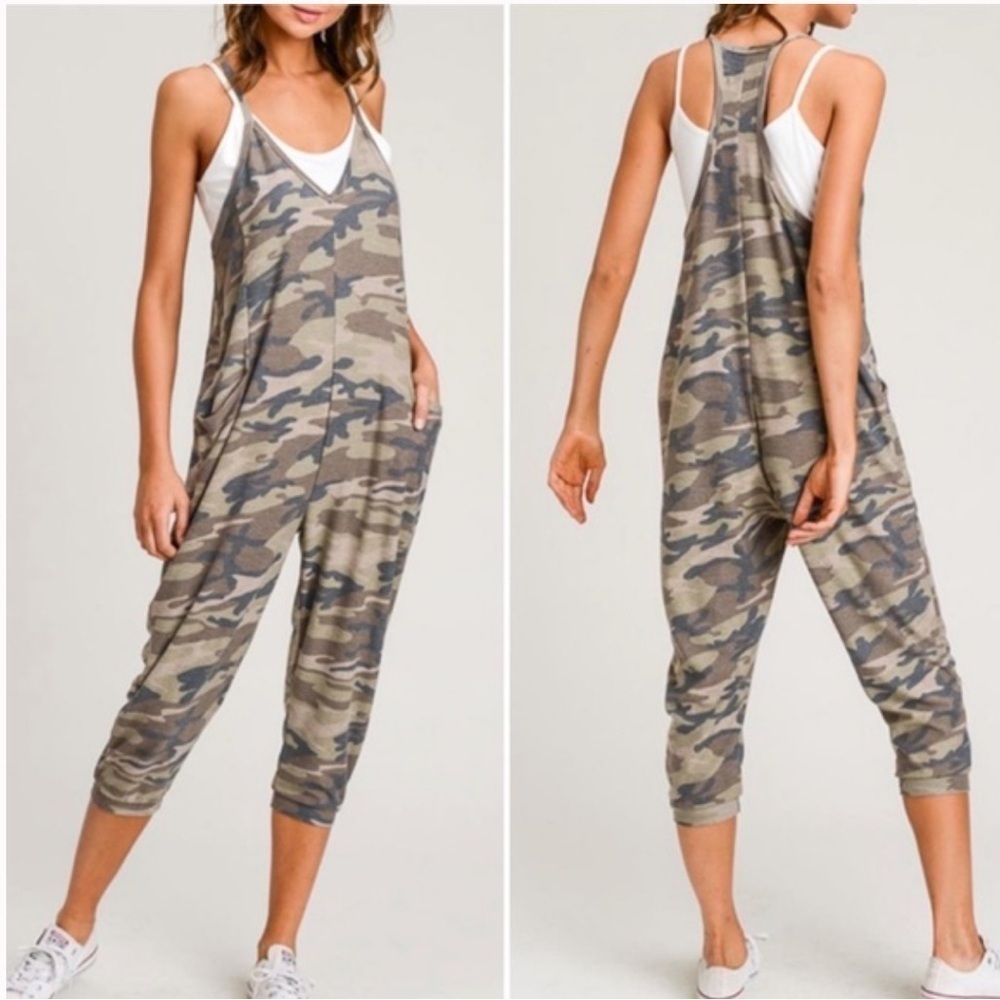 Maverick The Collection Gray Camo Jumpsuit Sz Small Racerback Jogger #CR3001B